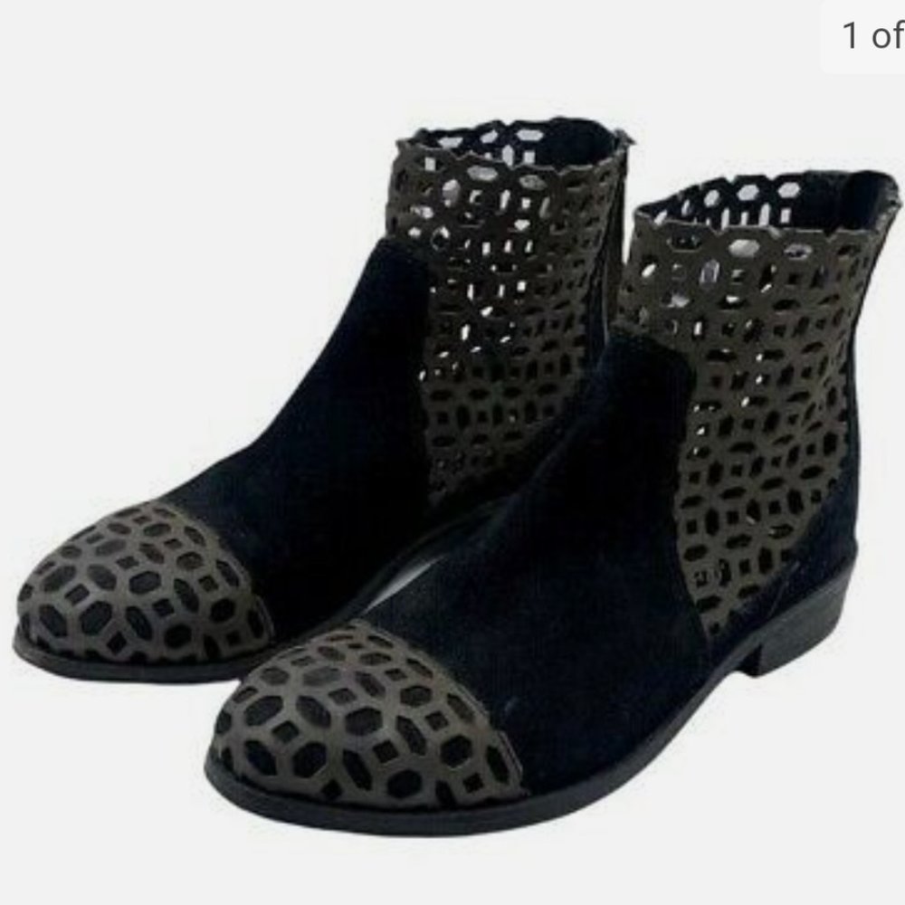 Rebels Bootie "Euc" - image 1